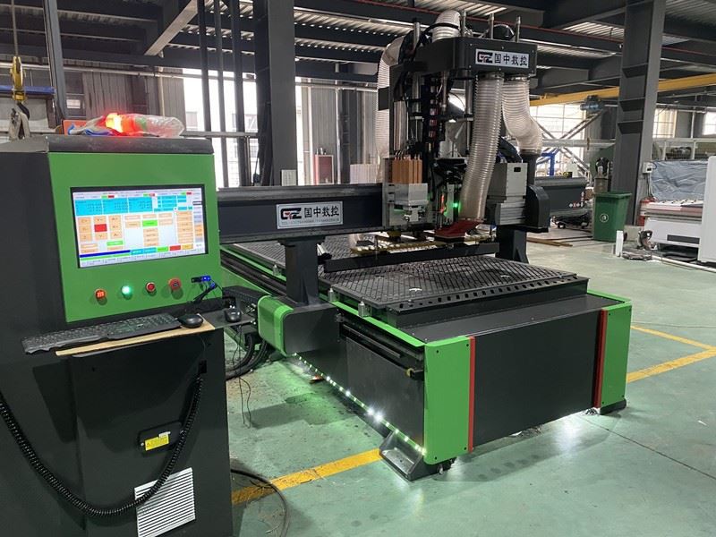 Roos Woodworking Machinery (2)